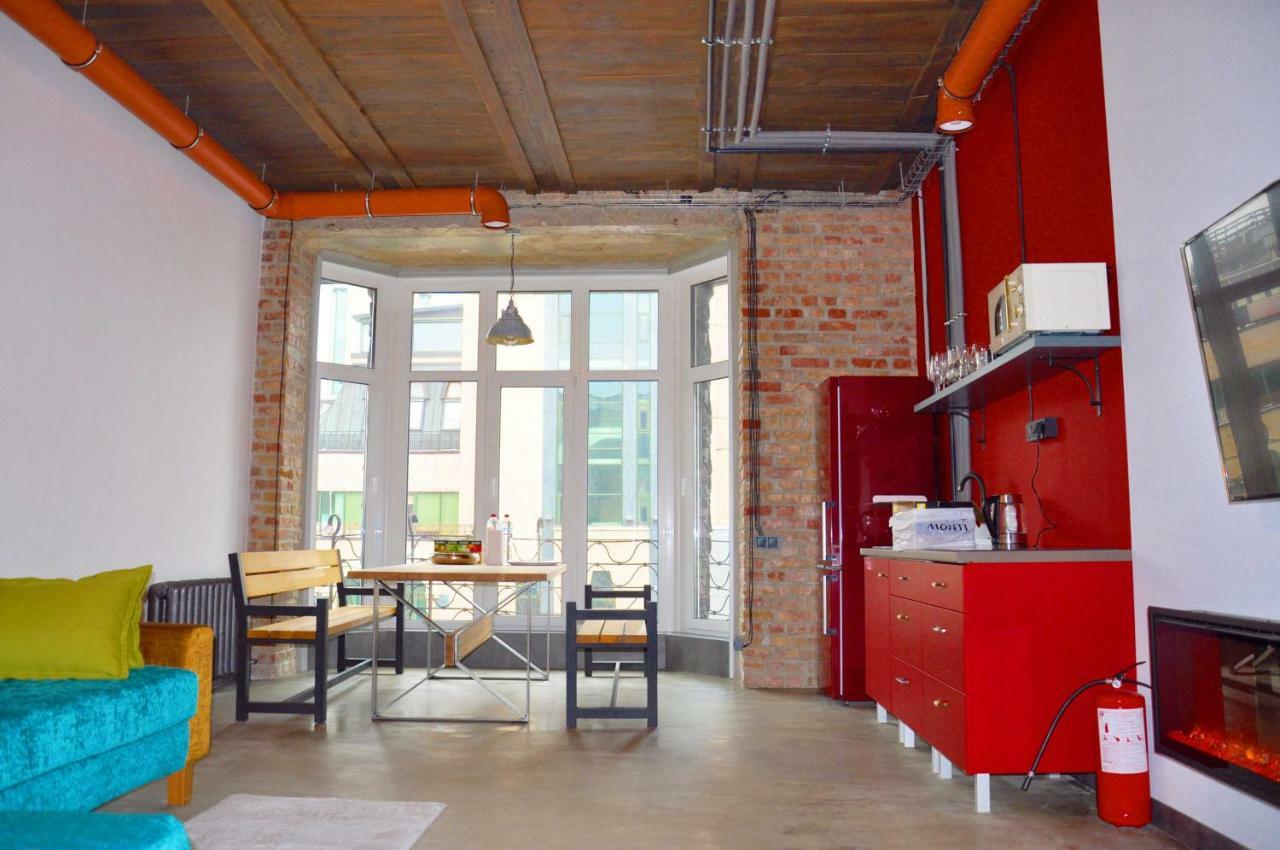 Apartment Arena City Loft Kiev Bagian luar foto