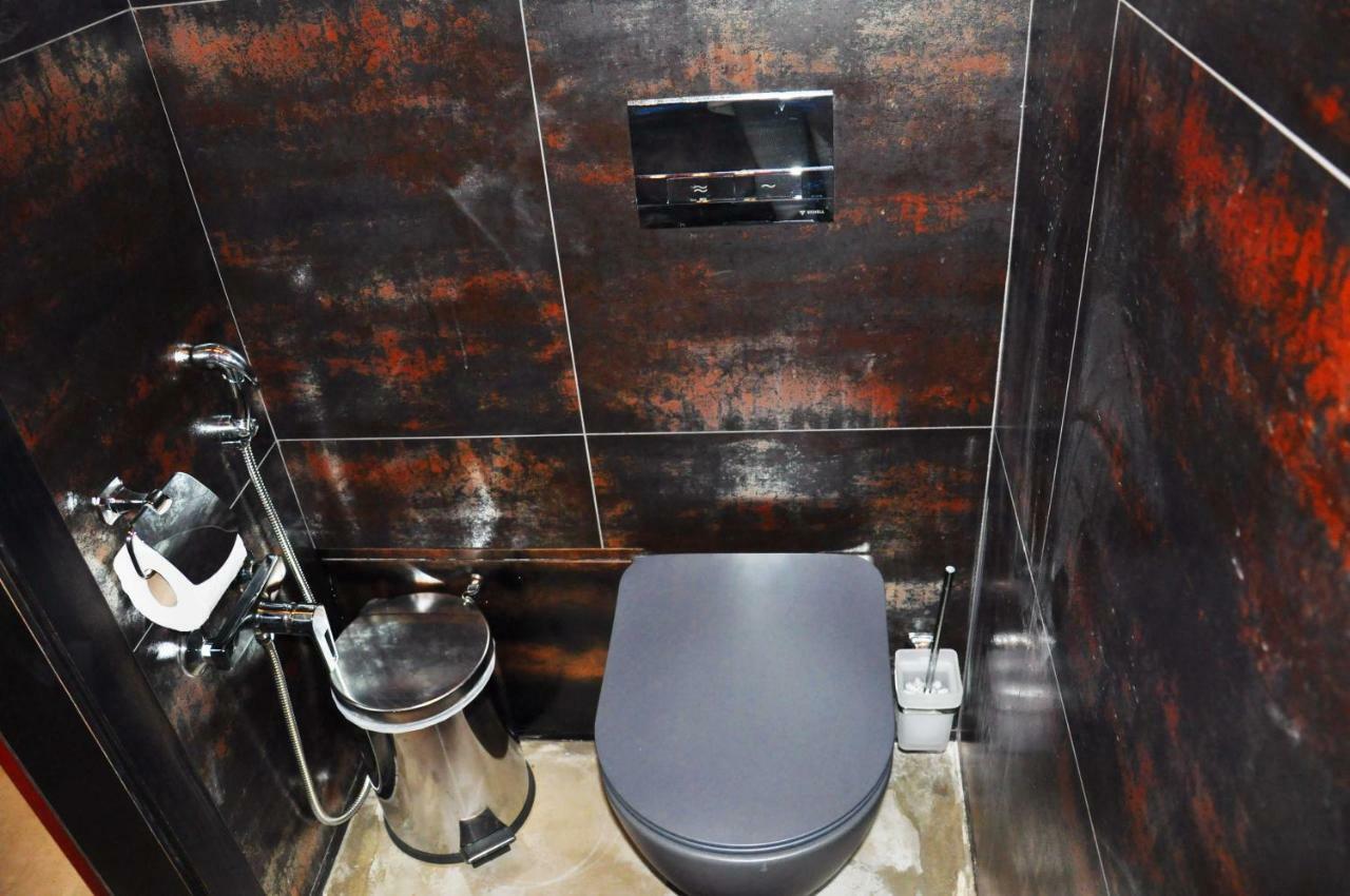 Apartment Arena City Loft Kiev Bagian luar foto