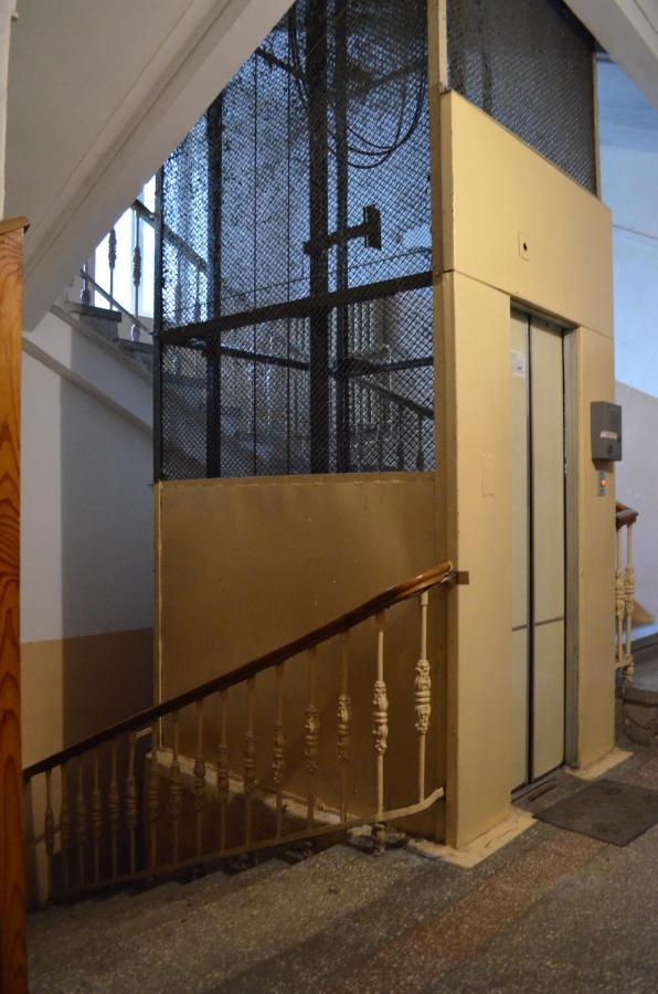 Apartment Arena City Loft Kiev Bagian luar foto